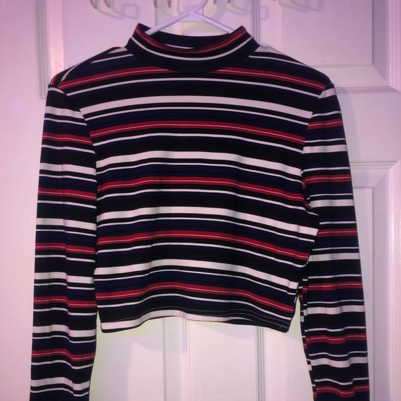 Long sleeve striped crop top - Picture 1 of 3